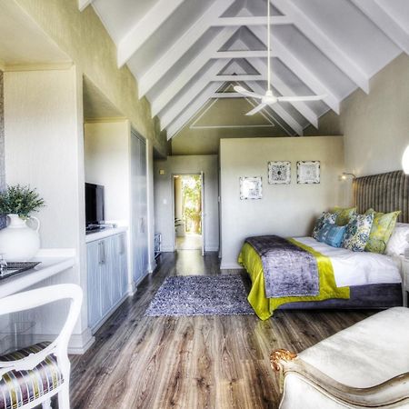 Loerie'S Call Guesthouse Mbombela Bagian luar foto