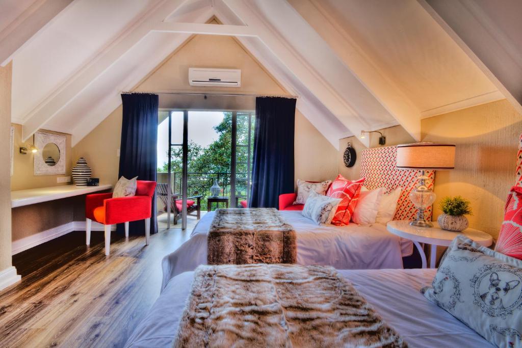 Loerie'S Call Guesthouse Mbombela Ruang foto
