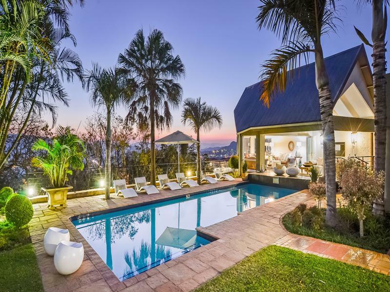 Loerie'S Call Guesthouse Mbombela Bagian luar foto