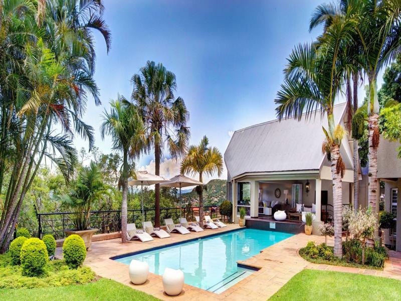 Loerie'S Call Guesthouse Mbombela Bagian luar foto